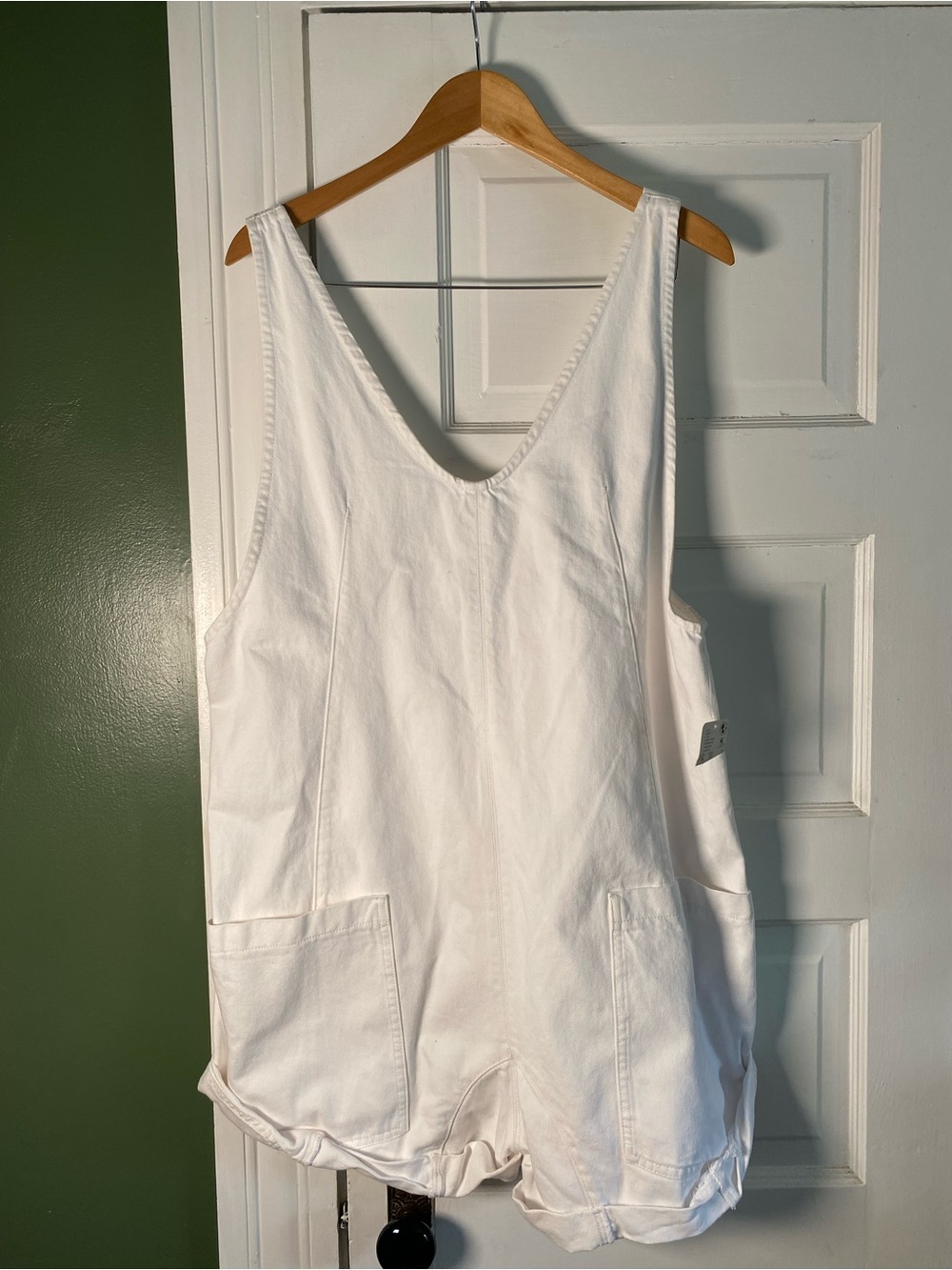 NWT free people roller shortalls White Women's Sleeveless V-Neck Romper size l